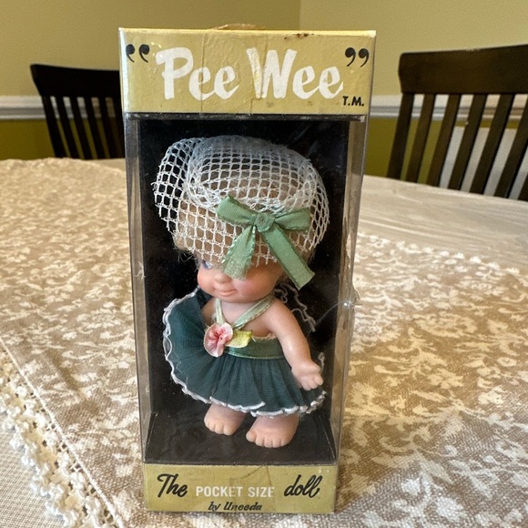 Vintage 1966 Mini Doll ‘Pee Wee’ Pocket Size with original box, removable hat - Picture 11 of 16